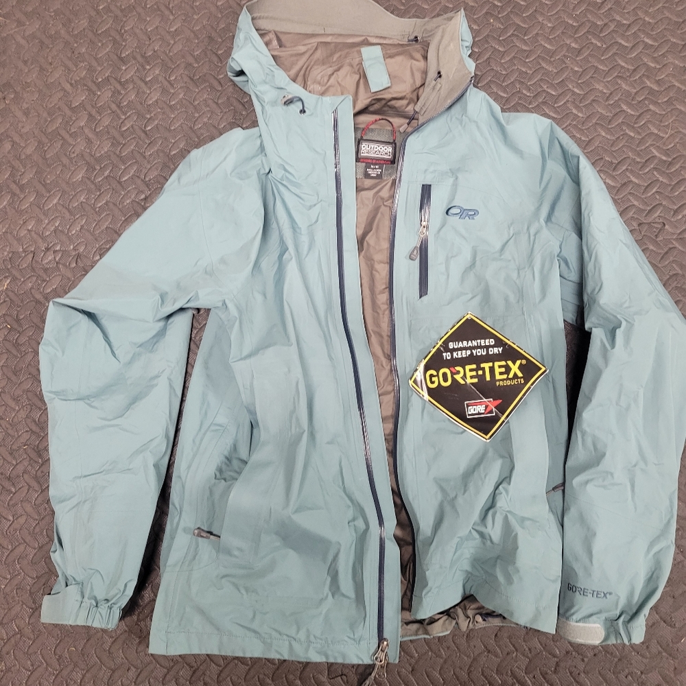 Outdoor Research - Men's Medium Rainshell
